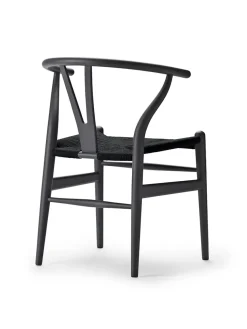 Y-stol CH24 Soft Barley med sort flet af Hans J. Wegner