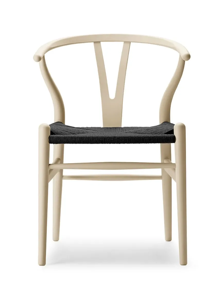 Y-stol CH24 Soft Clay med sort flet af Hans J. Wegner