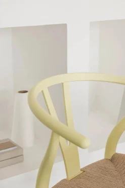 Y-stol CH24 Soft Green af Hans J. Wegner