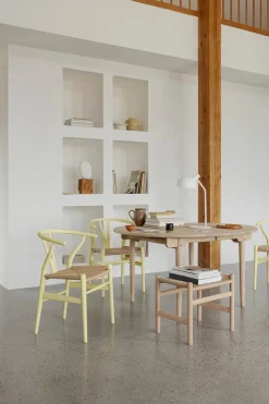 Y-stol CH24 Soft Green af Hans J. Wegner