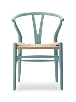 Y-stol CH24 Soft Green af Hans J. Wegner