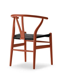 Y-stol CH24 Soft Green med sort flet af Hans J. Wegner