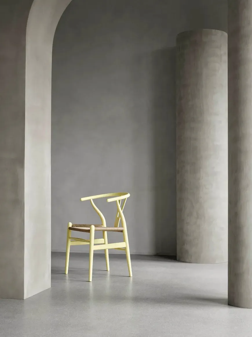 Y-stol CH24 Soft Orange Red af Hans J. Wegner