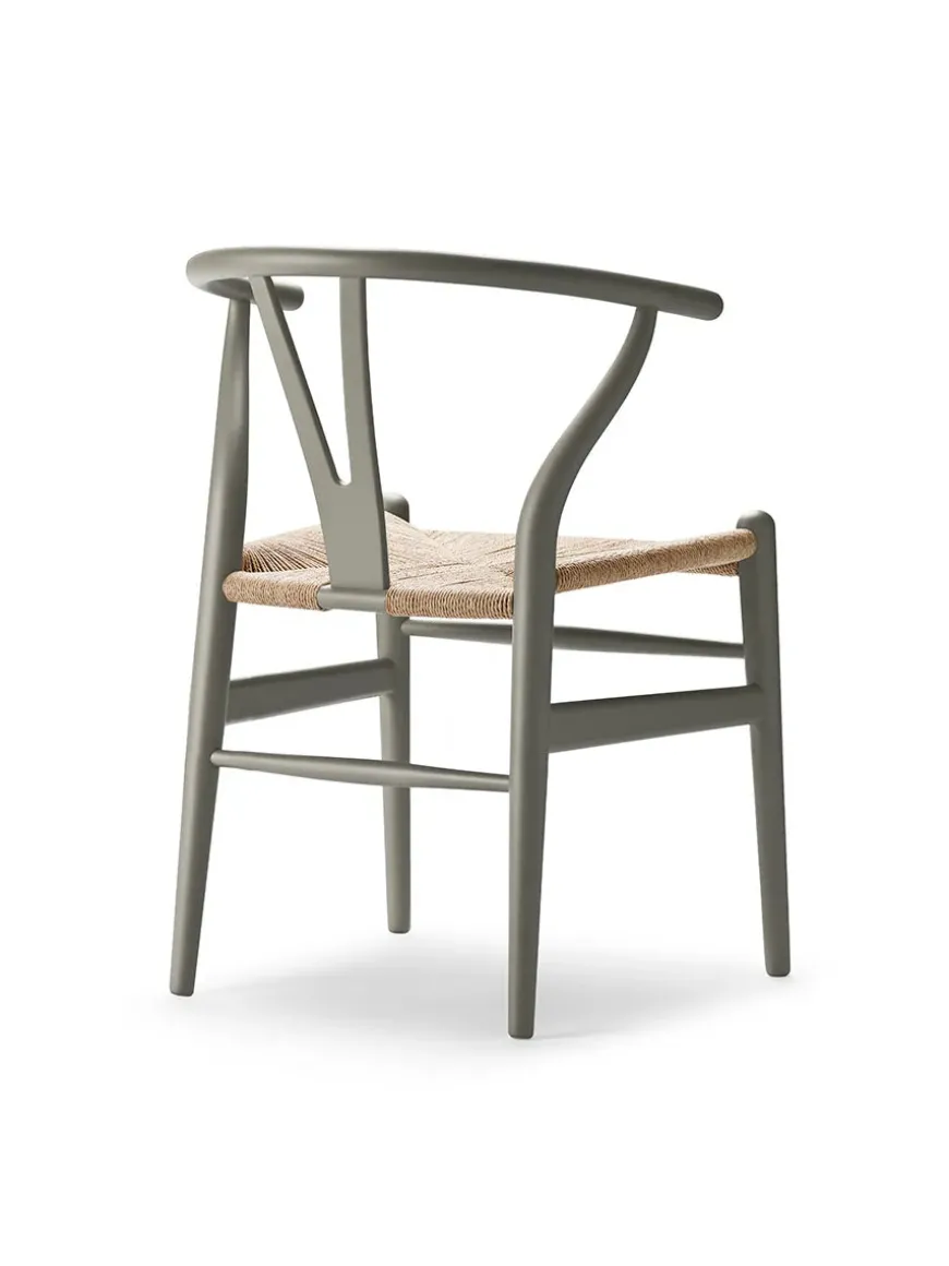 Y-stol CH24 Soft Pewter af Hans J. Wegner
