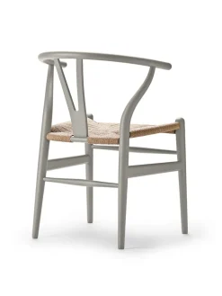 Y-stol CH24 Soft Pewter af Hans J. Wegner