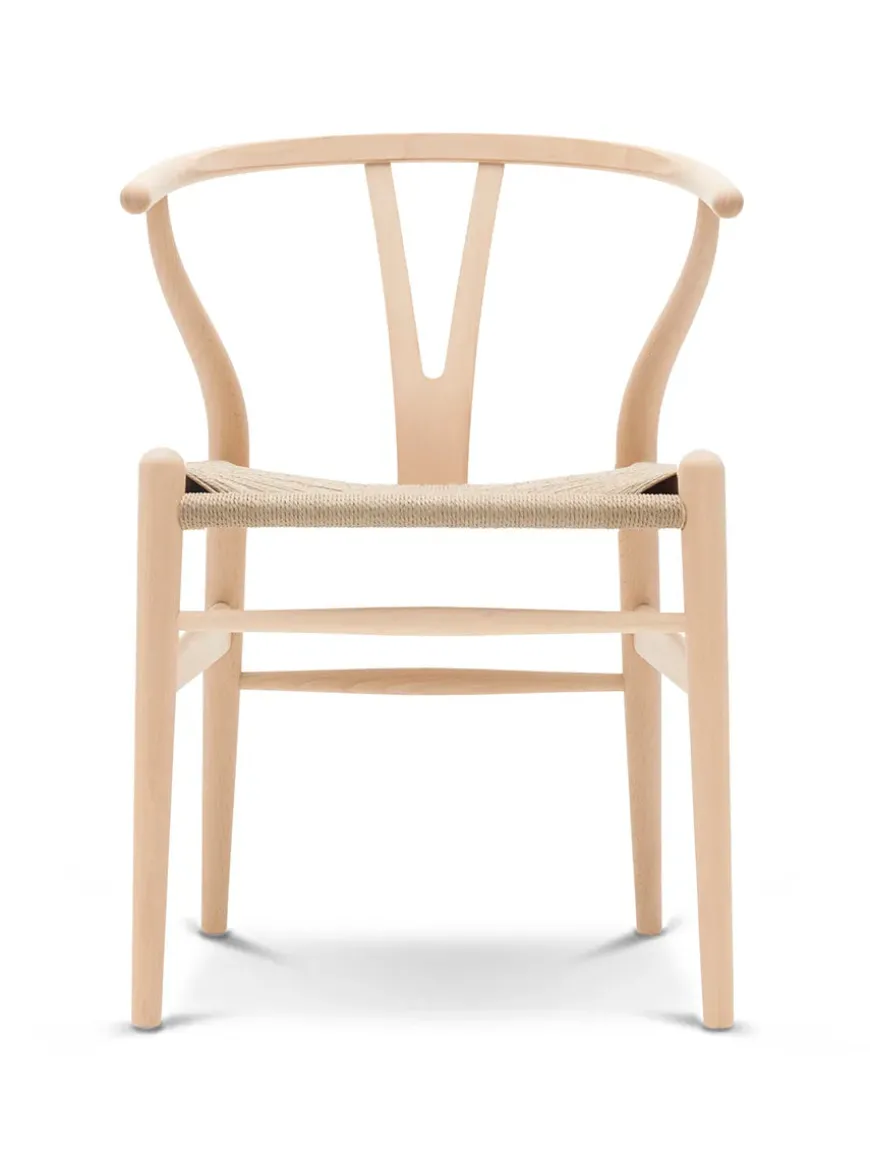 Y-stol CH24, sort bøg af Hans J. Wegner