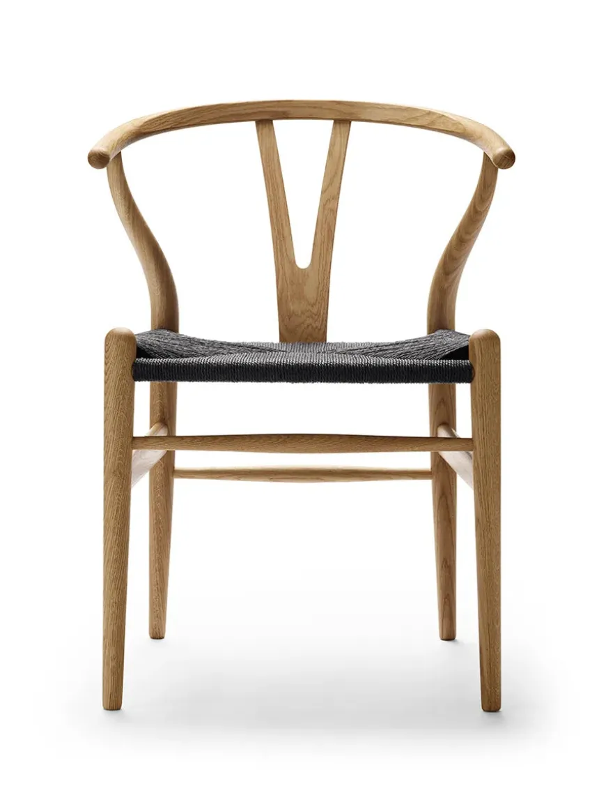 Y-stol CH24, sort eg med sort flet af Hans J. Wegner