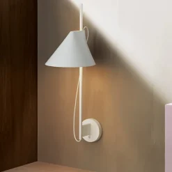 Yuh væglampe fra Louis Poulsen